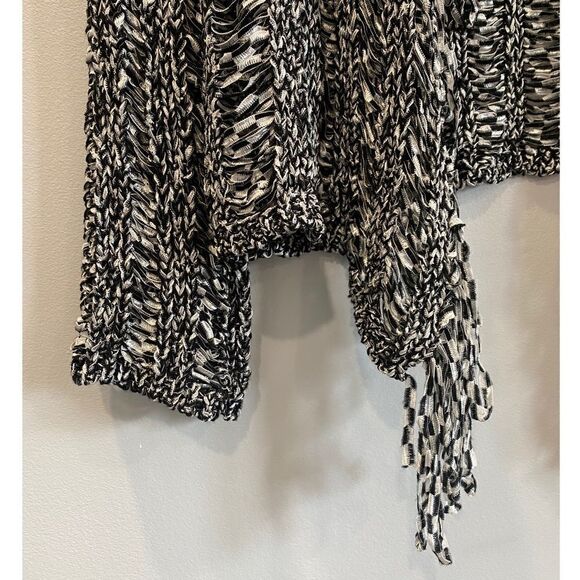 BCBGMaxAzria Long Sleeves Open Sweater - Picture 6 of 6